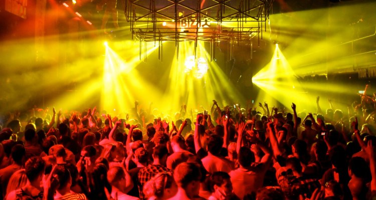 How To Successfully Survive A Clubbing Holiday To Magalluf